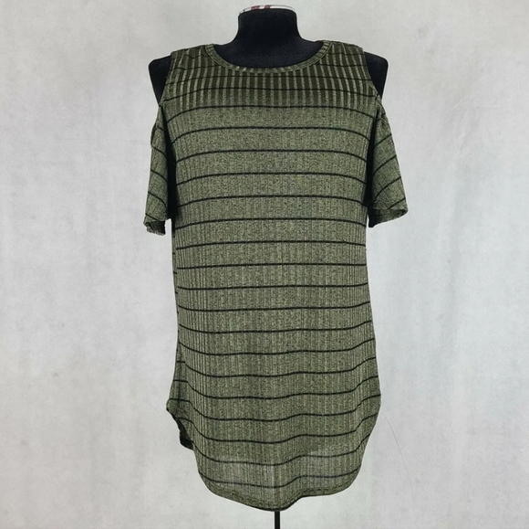 Apt. 9 Olive Cold-Shoulder Top, size M - Picture 4 of 9